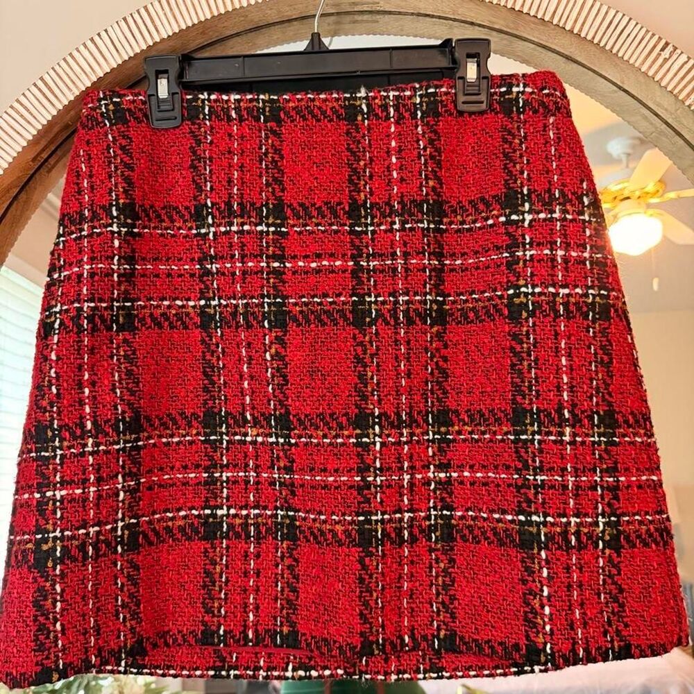 NEW WITH TAGS LOFT 12 Red & Black Plaid Tweed A-Line Mini Skirt with pockets